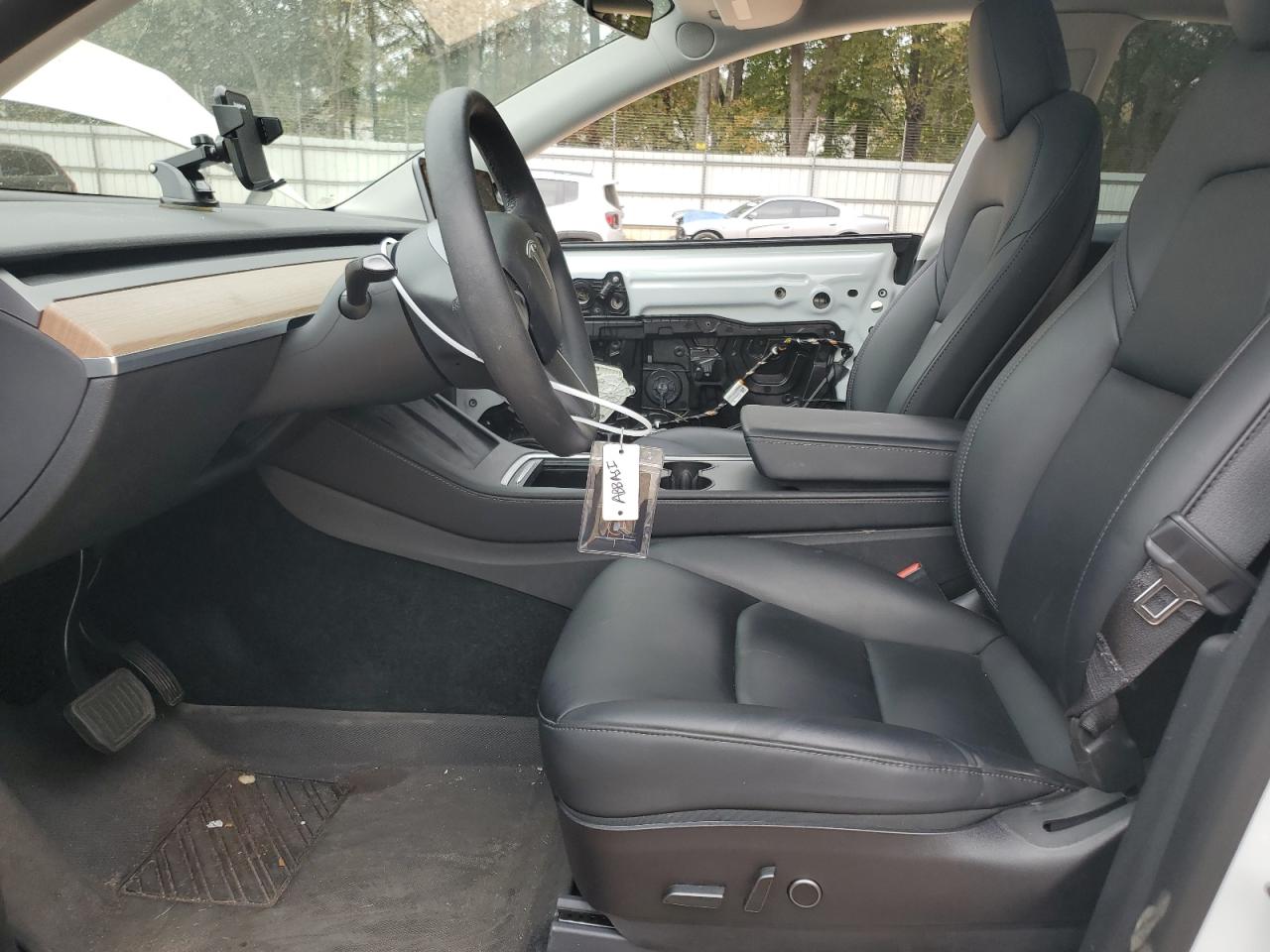 2022 TESLA MODEL Y  VIN:7SAYGDEE8NF316106