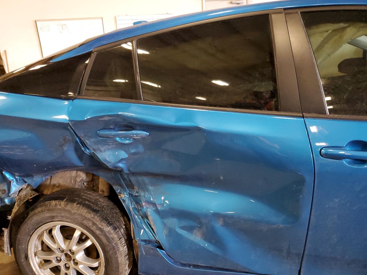 2022 TOYOTA PRIUS LE VIN:JTDL9MFU4N3038938