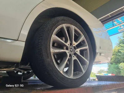 2019 Mercedes-Benz E 300 VIN: