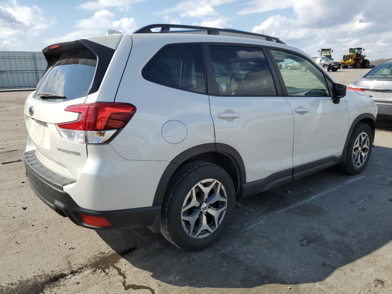 2022 SUBARU FORESTER PREMIUM VIN:JF2SKAEC3NH447069