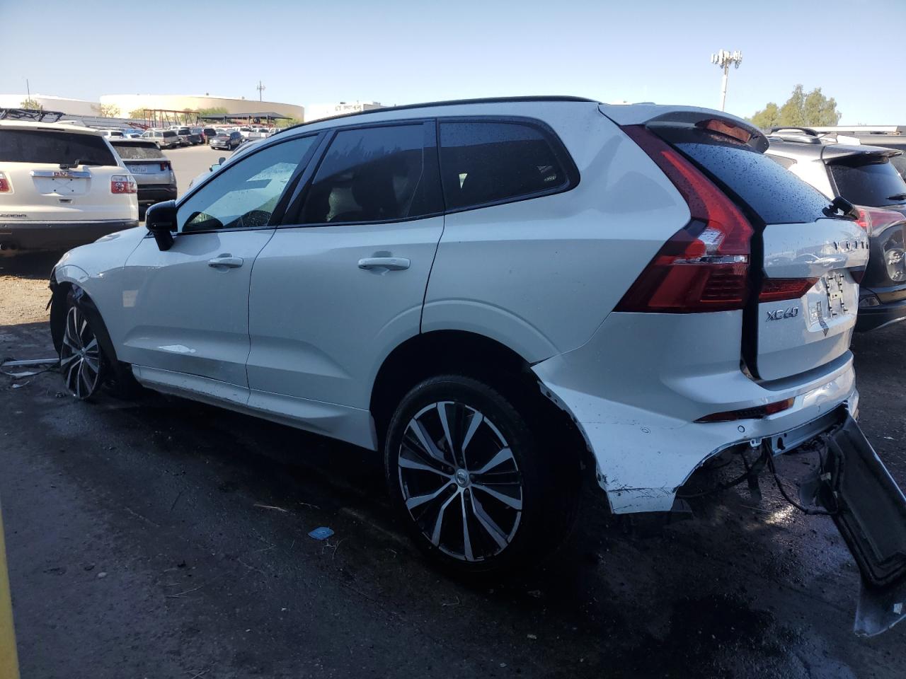 2024 VOLVO XC60 PLUS VIN:YV4L12RL8R1890609