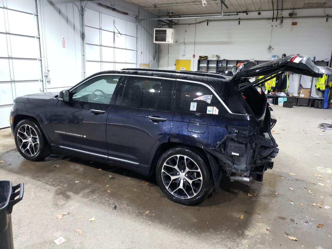 2024 JEEP GRAND CHEROKEE SUMMIT VIN:1C4RJHEG9R8556492