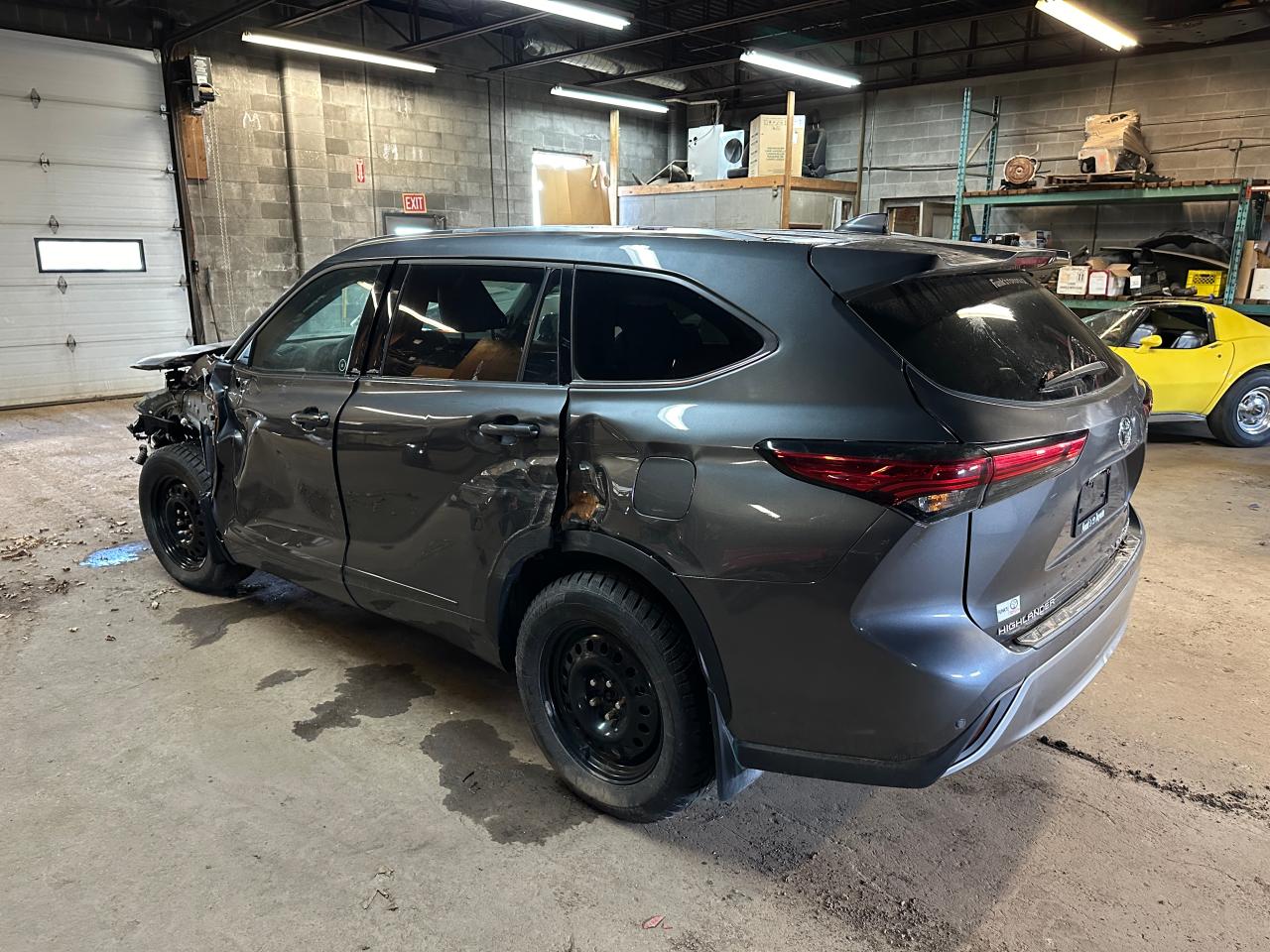 2022 TOYOTA HIGHLANDER PLATINUM VIN:5TDFZRBH5NS166526