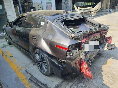 2018 Kia Stinger KNAE351ABJS038495 VIN:KNAE351ABJS038495