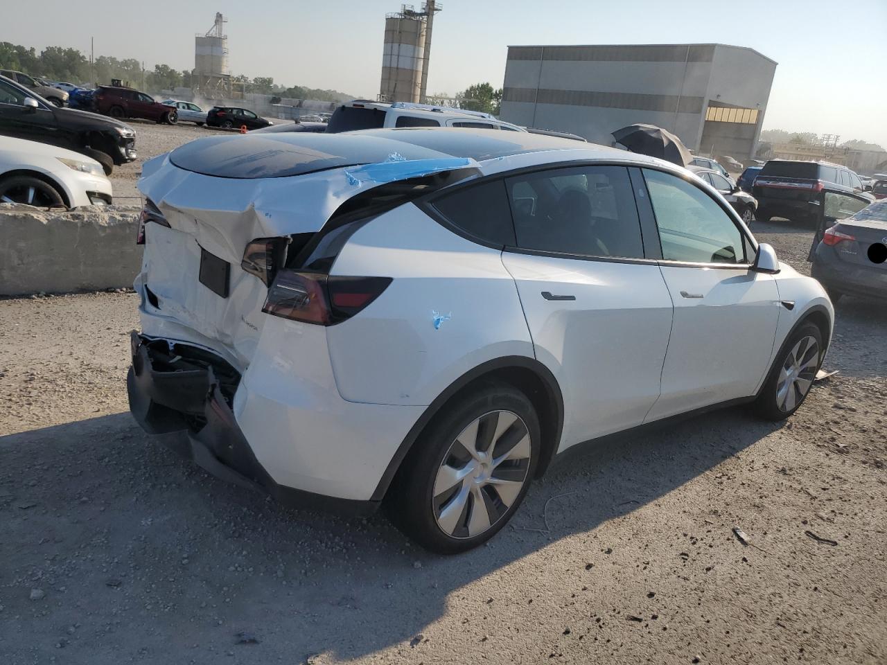 2023 TESLA MODEL Y  VIN:7SAYGDEE7PF803963