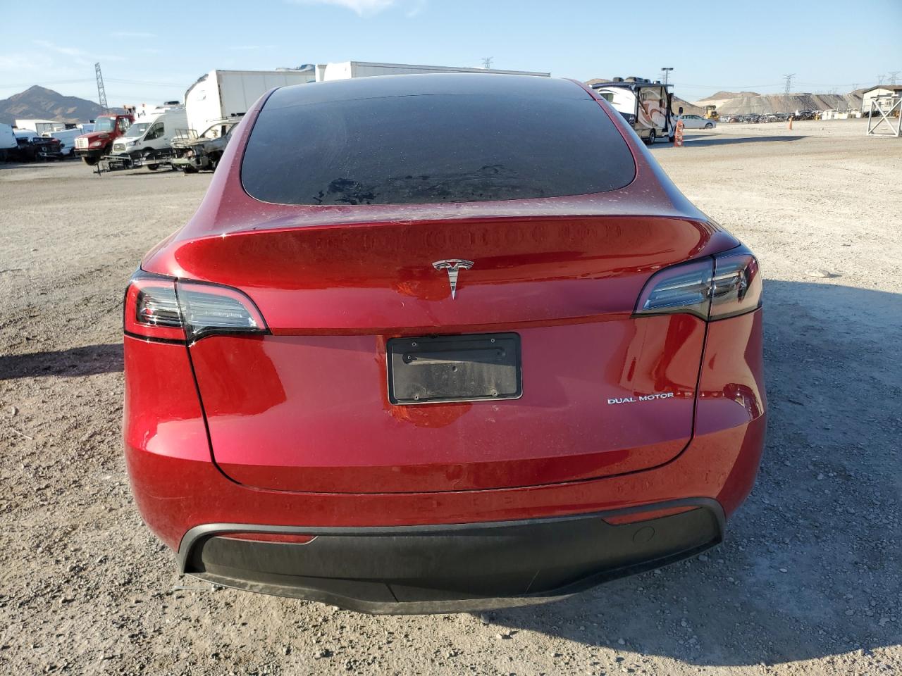 2024 TESLA MODEL Y  VIN:7SAYGDEE2RA256729