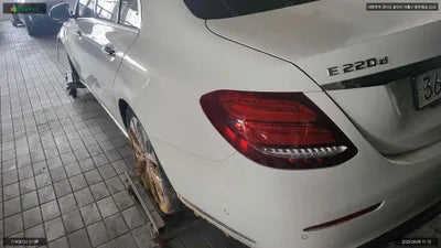 2016 Mercedes-Benz E 220 WDDZF0EB4HA088384 VIN:WDDZF0EB4HA088384