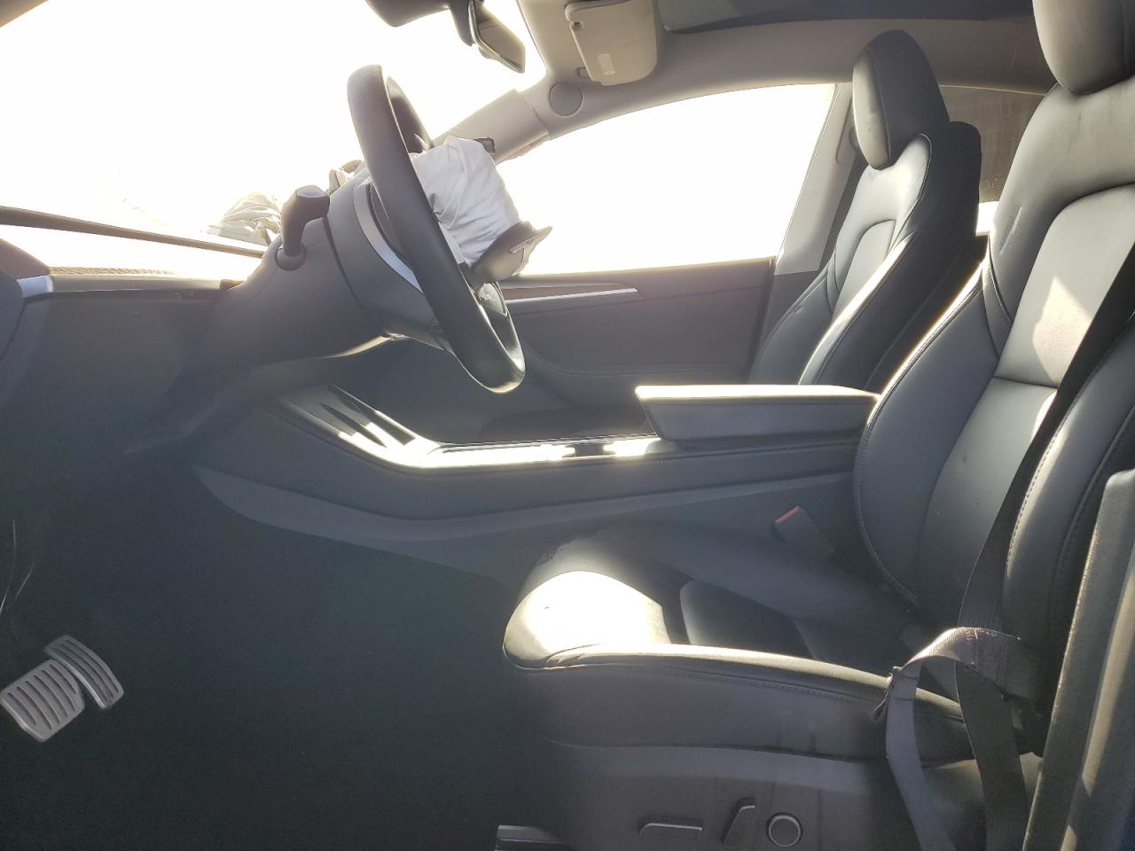 2023 TESLA MODEL Y  VIN:7SAYGDEF5PF776979