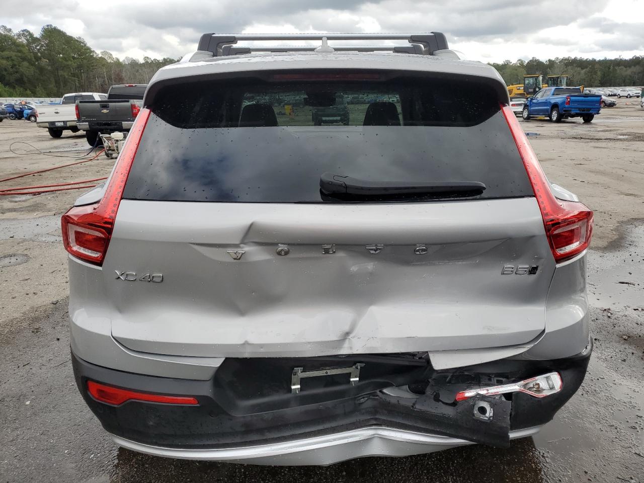 2023 VOLVO XC40 PLUS VIN:YV4L12UNXP2961051