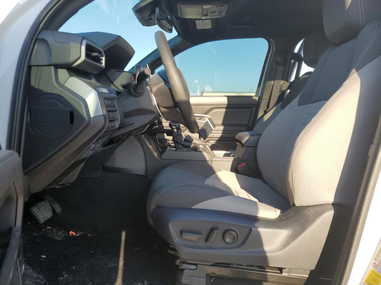 2024 TOYOTA TACOMA DOUBLE CAB VIN:3TYLB5JN5RT014666