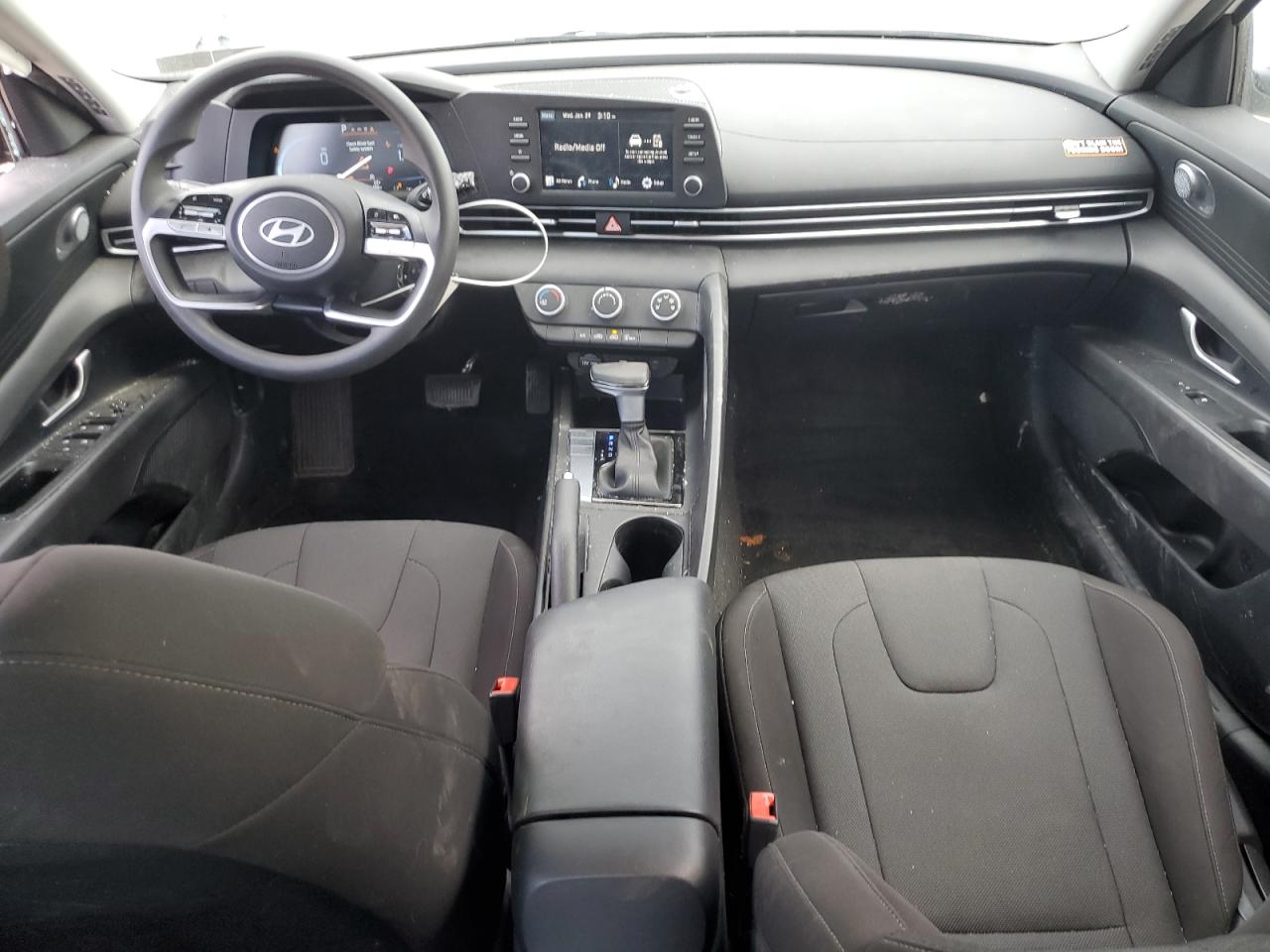 2024 HYUNDAI ELANTRA SE VIN:KMHLL4DG4RU761795