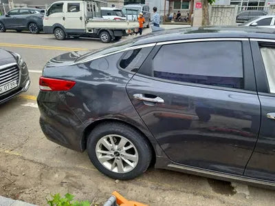 2017 Kia K5 KNAGT416BHA168504 VIN:KNAGT416BHA168504