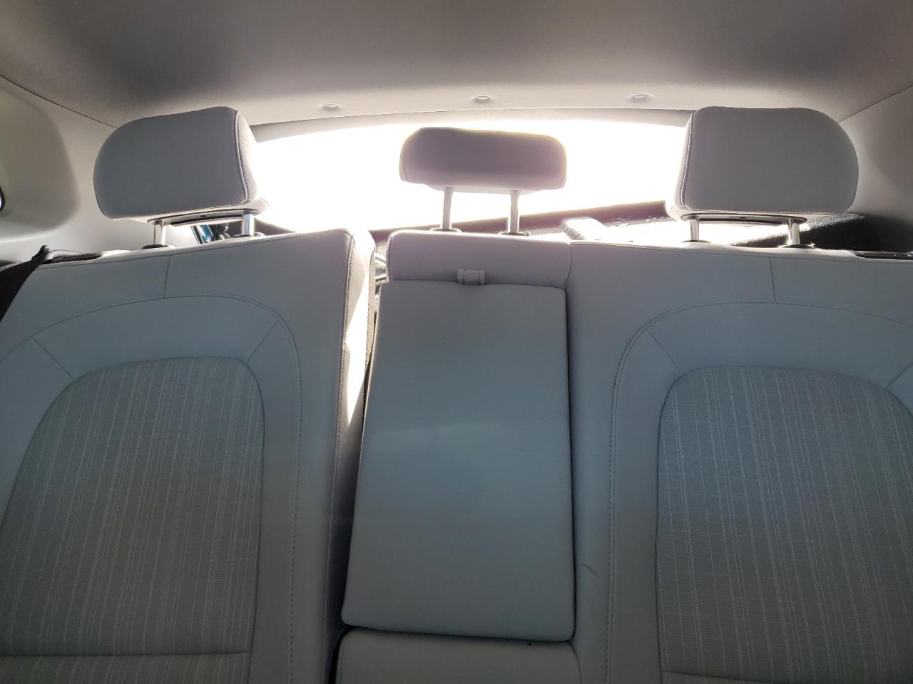 2022 HYUNDAI KONA SEL VIN:KM8K62AB1NU788527