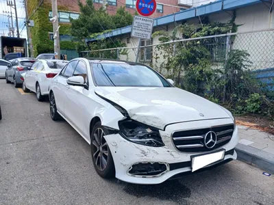 2016 Mercedes-Benz E 300 WDDZF4JB9HA048475 VIN:WDDZF4JB9HA048475