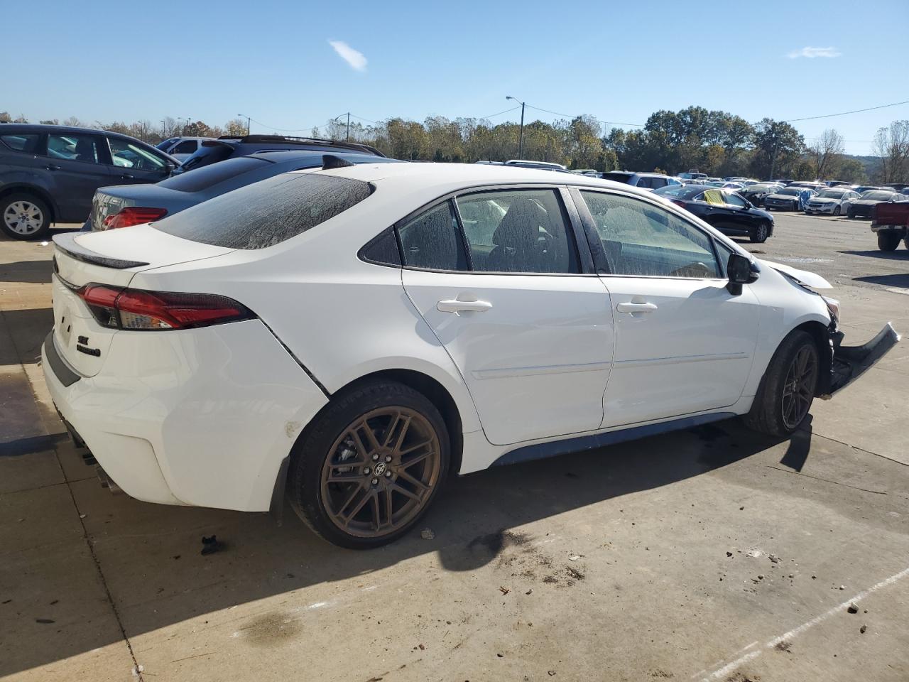 2024 TOYOTA COROLLA LE VIN:JTDBCMFE8R3045175