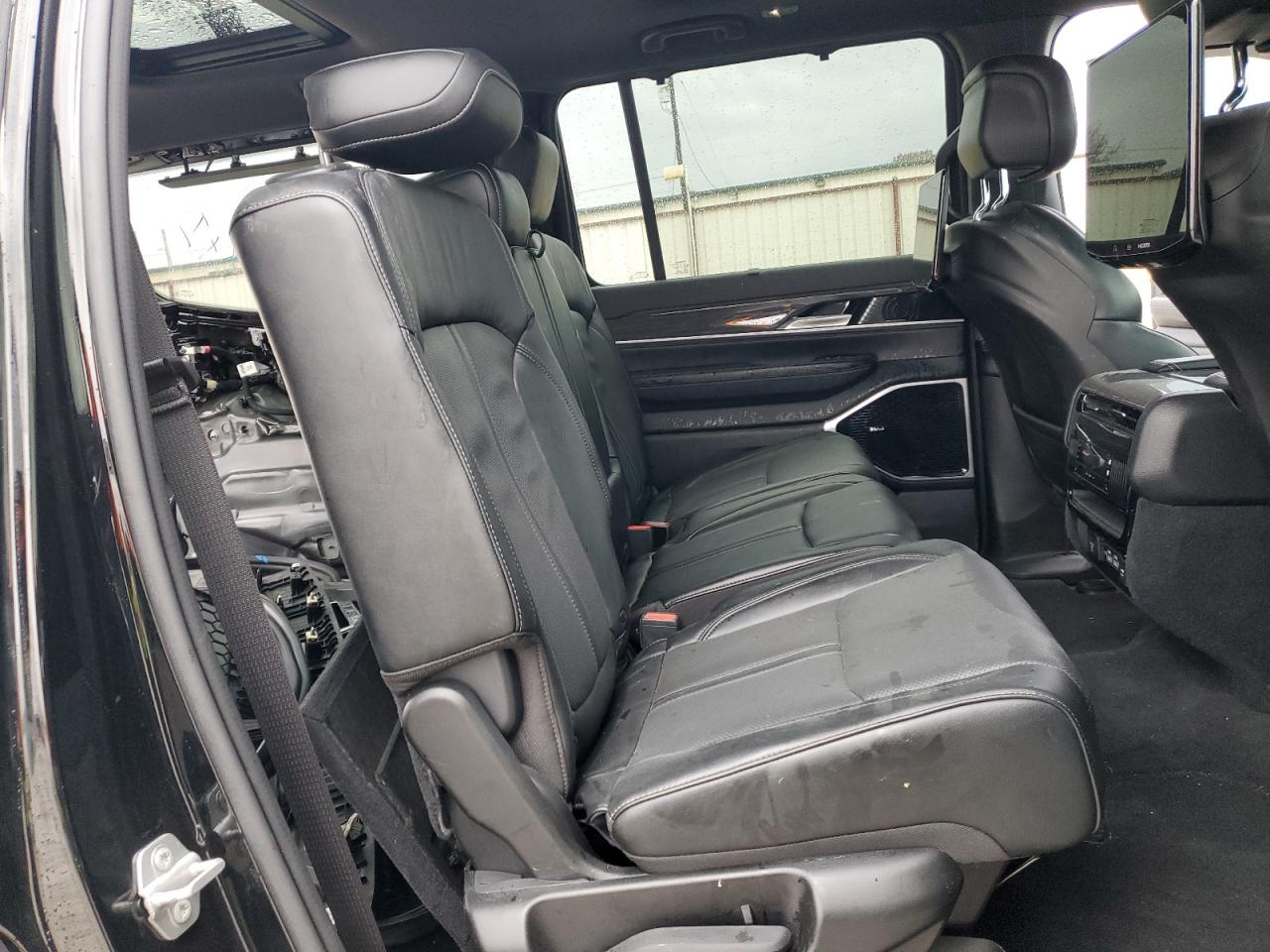 2022 JEEP WAGONEER SERIES III VIN:1C4SJVDT6NS226983