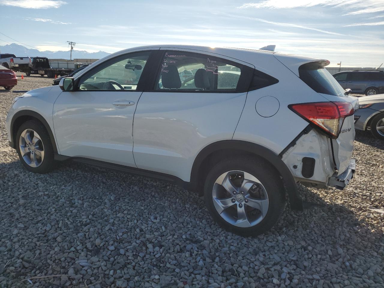 2022 HONDA HR-V LX VIN:3CZRU6H32NM756943