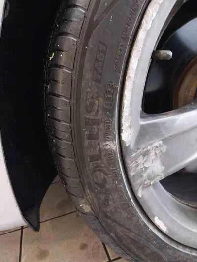 2015 Audi A4 WAUZZZ8K8FA113735 VIN:WAUZZZ8K8FA113735