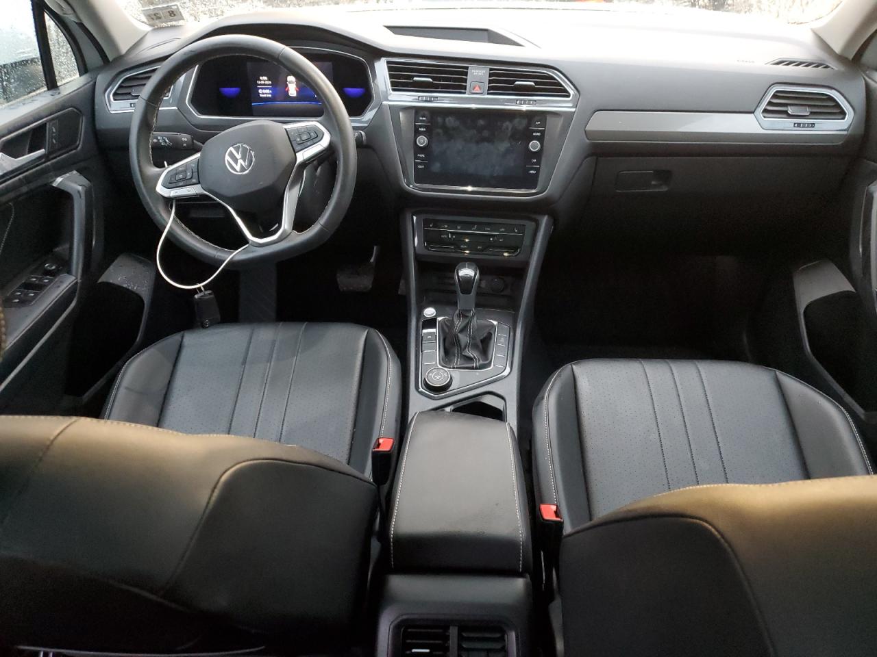 2022 VOLKSWAGEN TIGUAN SE VIN:3VV2B7AXXNM120675