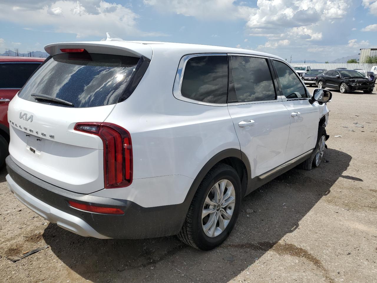 2022 KIA TELLURIDE LX VIN:5XYP24HC1NG265817