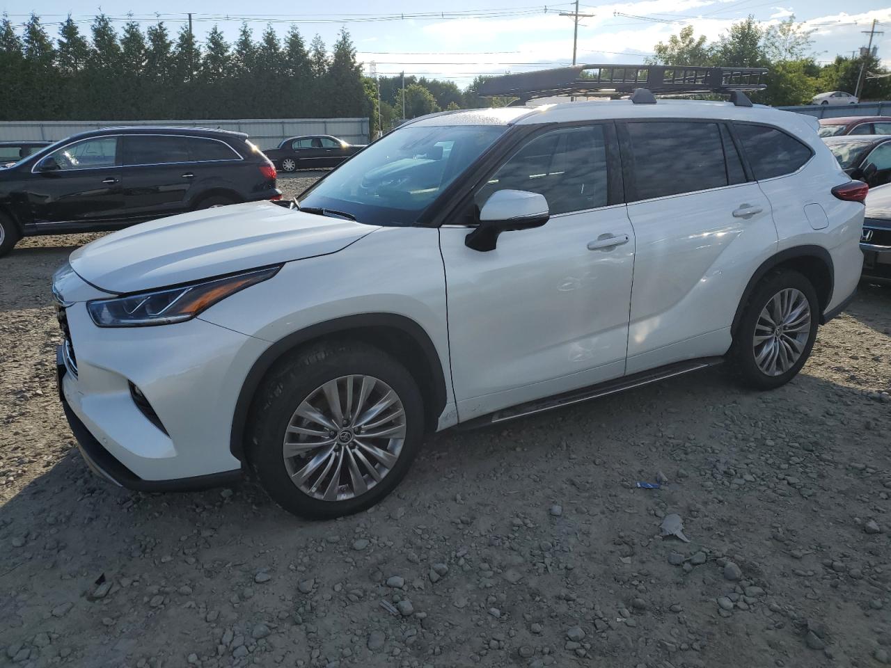 2022 TOYOTA HIGHLANDER PLATINUM VIN:5TDFZRAH5NS118929