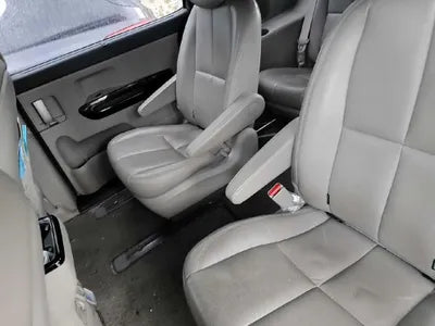 2016 Kia Carnival VIN: