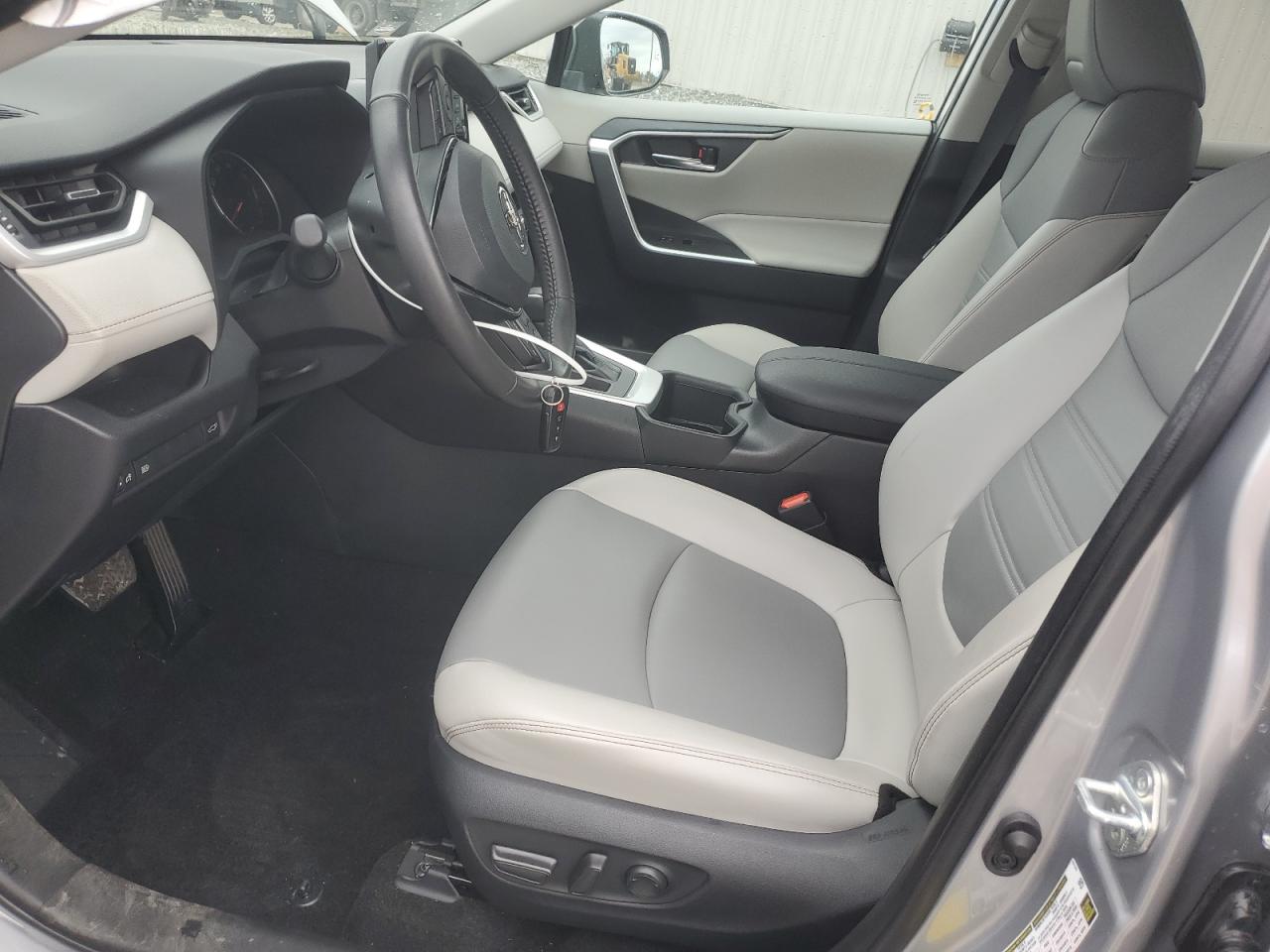 2022 TOYOTA RAV4 XLE PREMIUM VIN:2T3C1RFV1NC191630