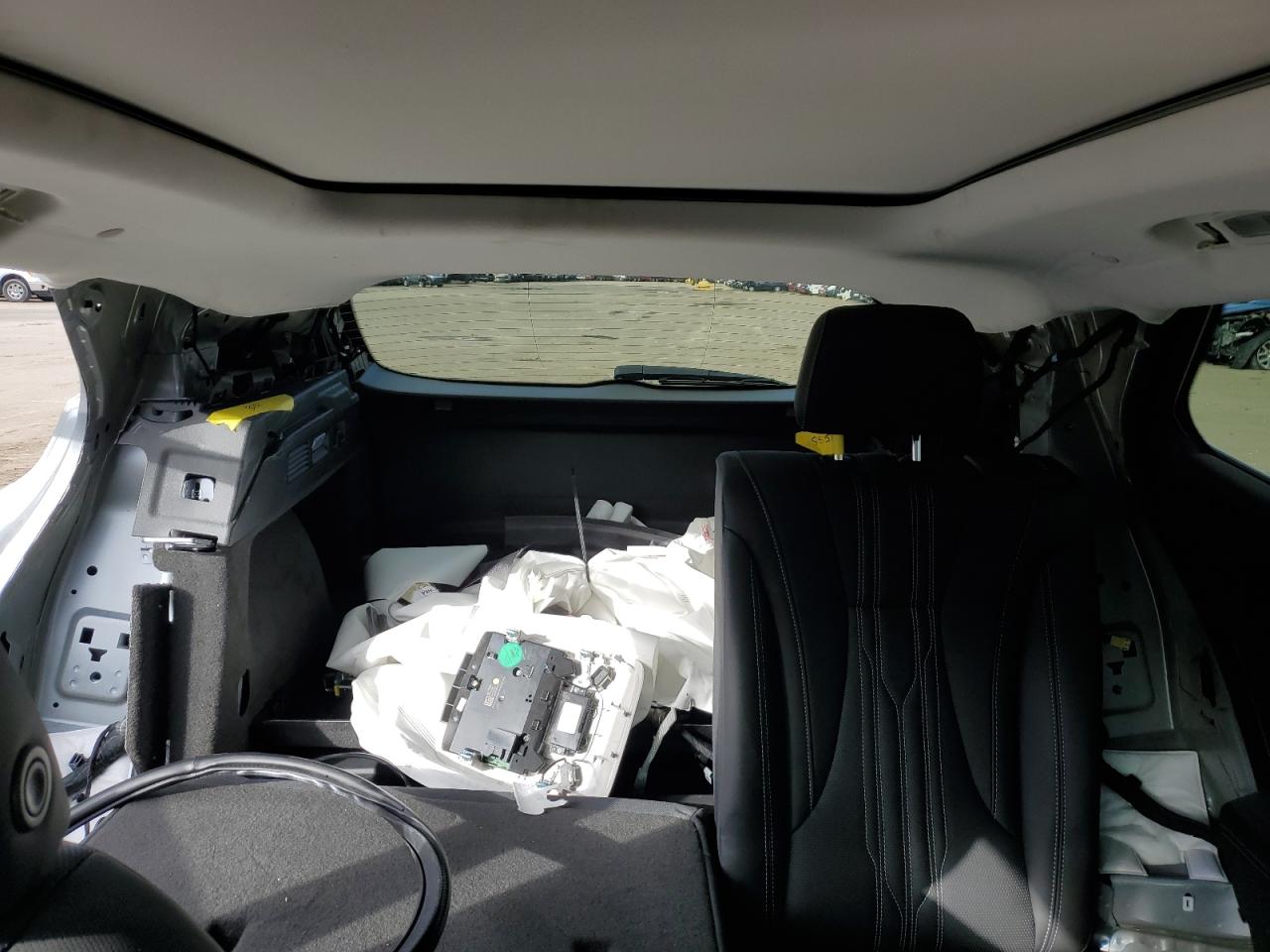 2024 BUICK ENVISION AVENIR VIN:LRBFZSE43RD013465