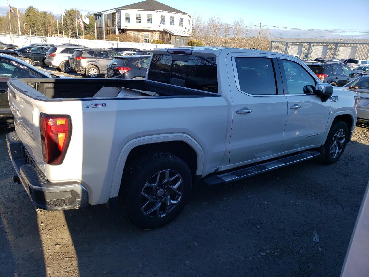 2022 GMC SIERRA K1500 SLT VIN:3GTUUDED2NG635202