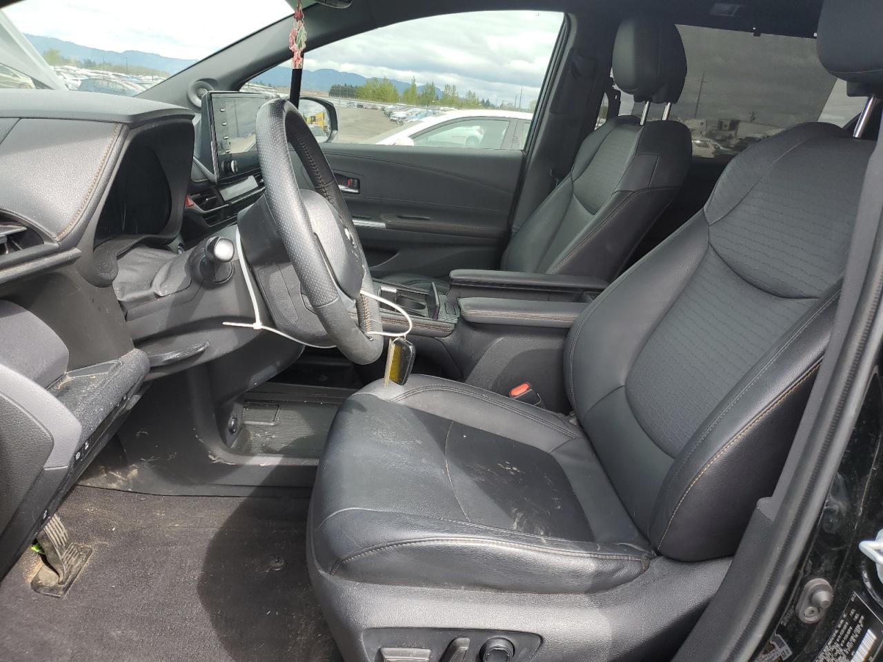 2022 TOYOTA SIENNA XLE VIN:5TDASKFC7NS057392