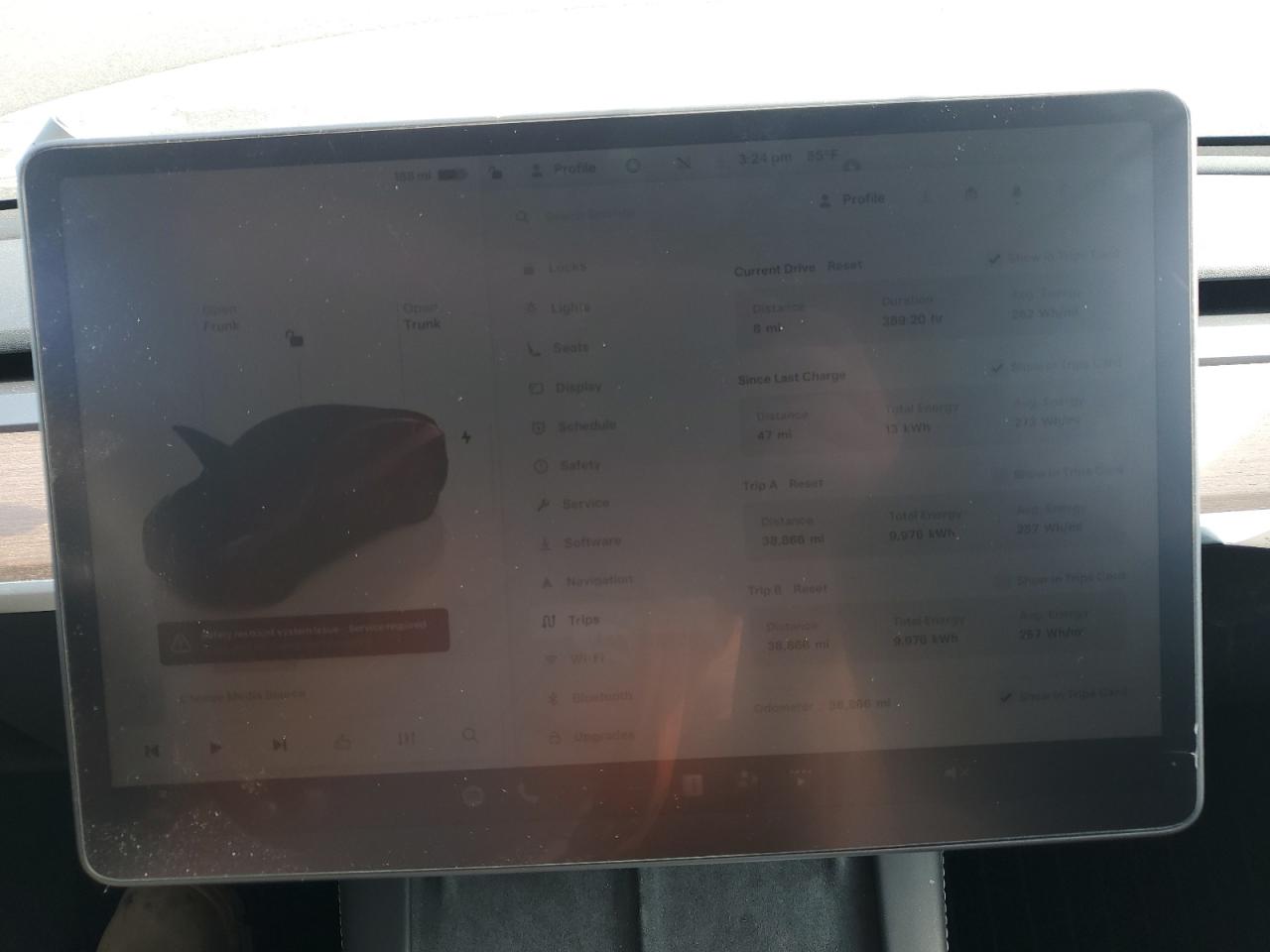 2024 TESLA MODEL Y  VIN:7SAYGDEE8RF153642