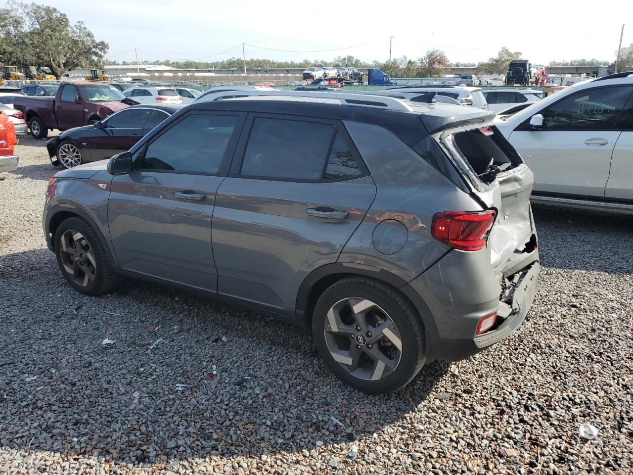 2022 HYUNDAI VENUE SEL VIN:KMHRC8A38NU132084