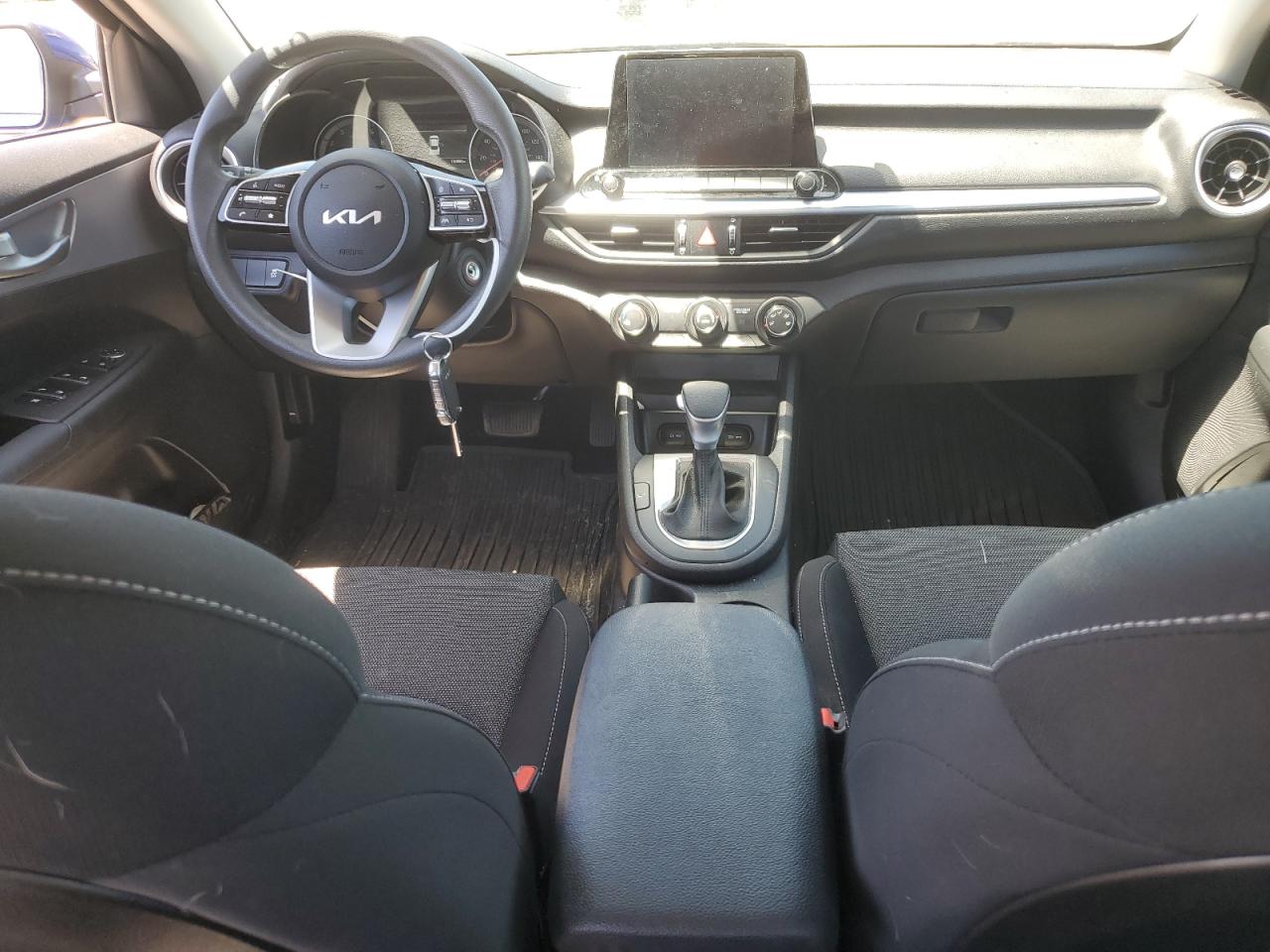 2022 KIA FORTE FE VIN:3KPF24AD3NE457526