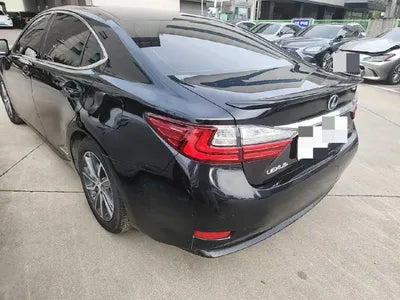 2017 Lexus ES 300 VIN: