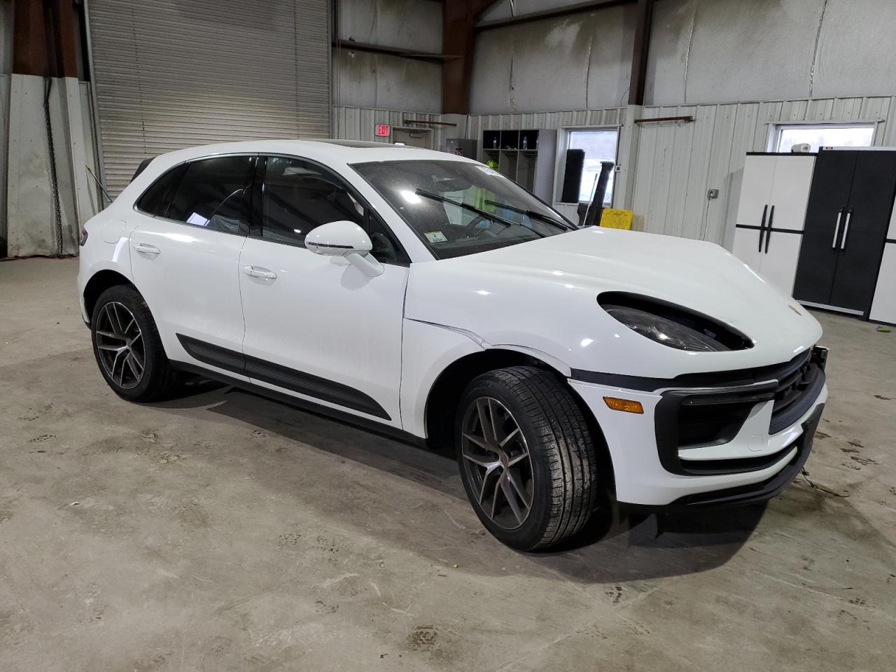 2024 PORSCHE MACAN BASE VIN:WP1AA2A55RLB10639