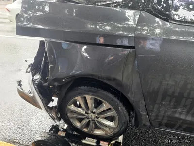 2017 Kia Carnival VIN: