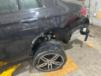 2017 Mercedes-Benz E 300 VIN: