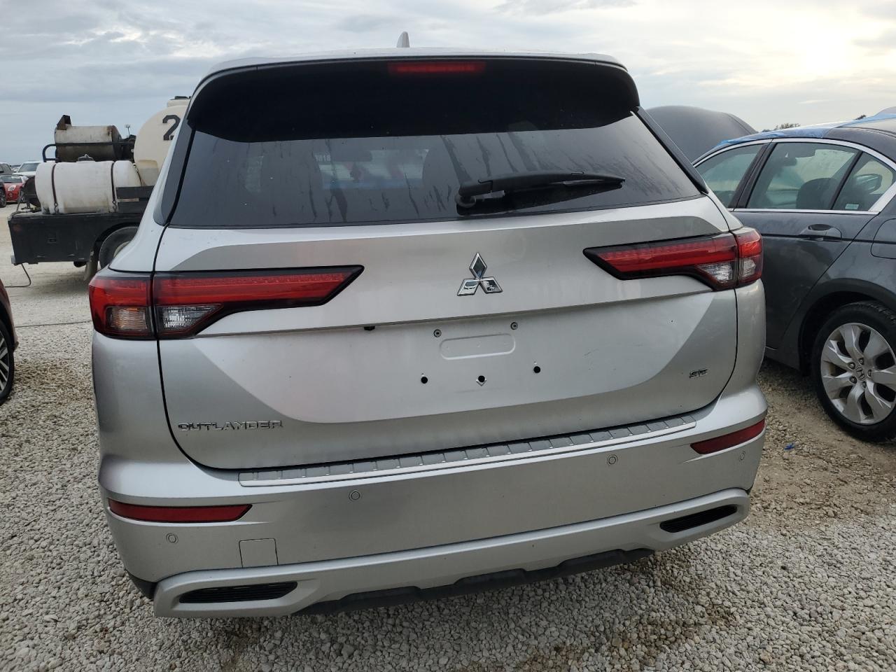 2024 MITSUBISHI OUTLANDER SE VIN:JA4J3VA80RZ040076