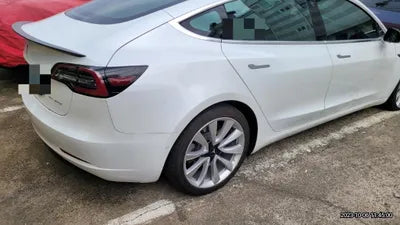 2020 Tesla Model 3 VIN: