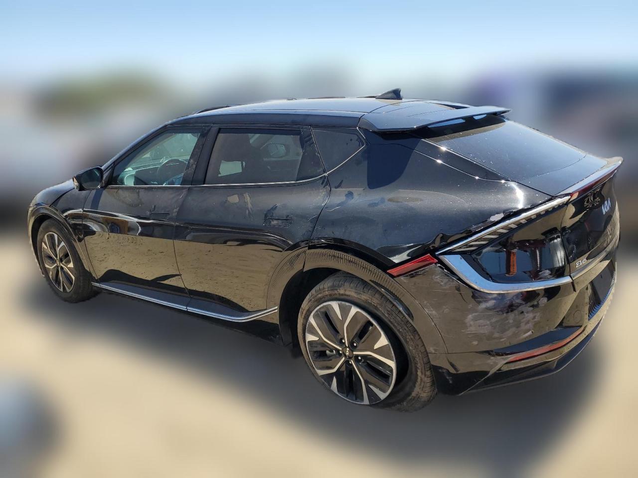 2022 KIA EV6 LIGHT VIN:KNDC34LA7N5053773
