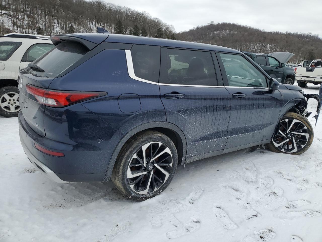 2023 MITSUBISHI OUTLANDER SE VIN:JA4J4UA87PZ057350