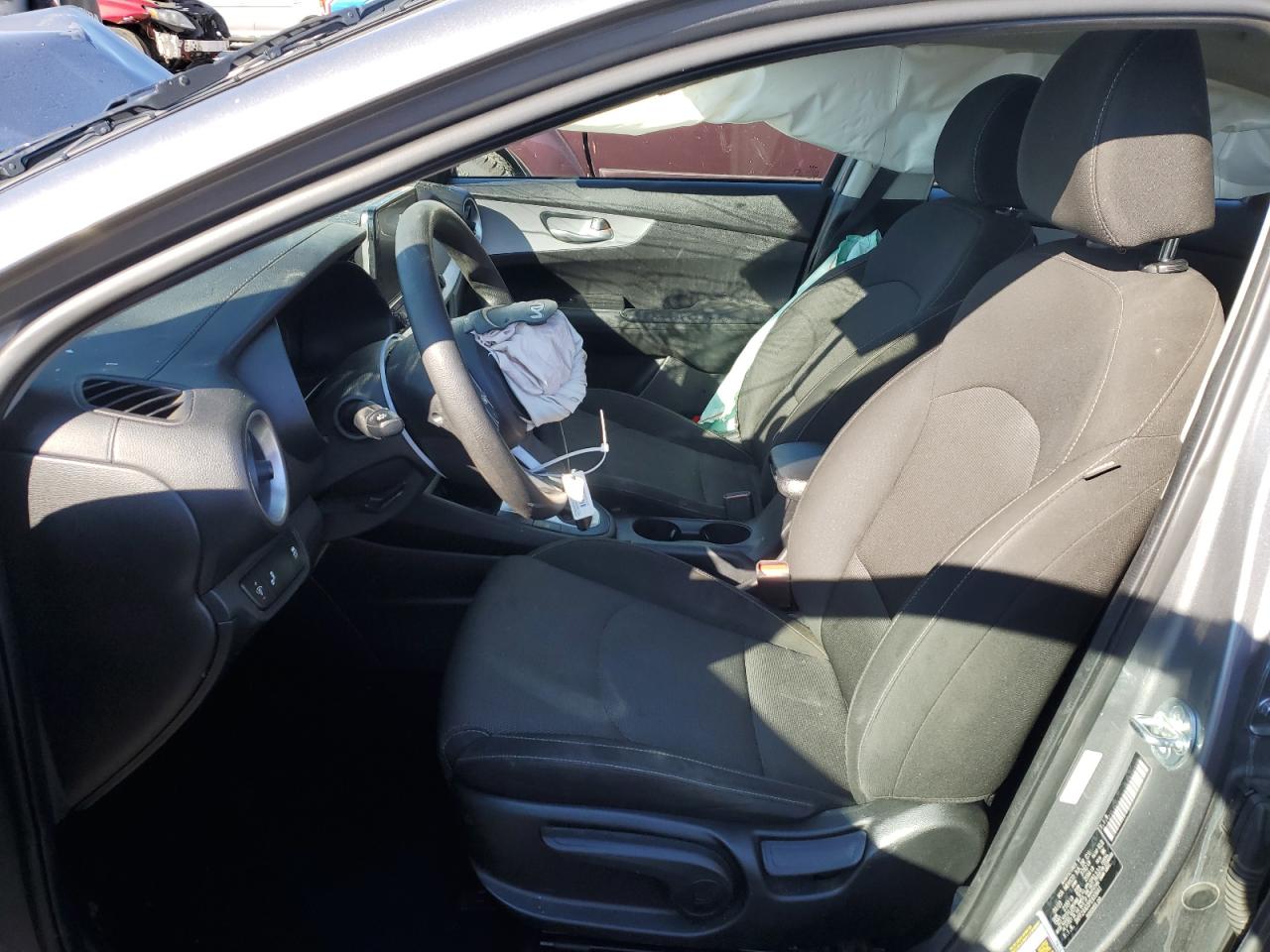 2023 KIA FORTE LX VIN:3KPF24AD3PE633641