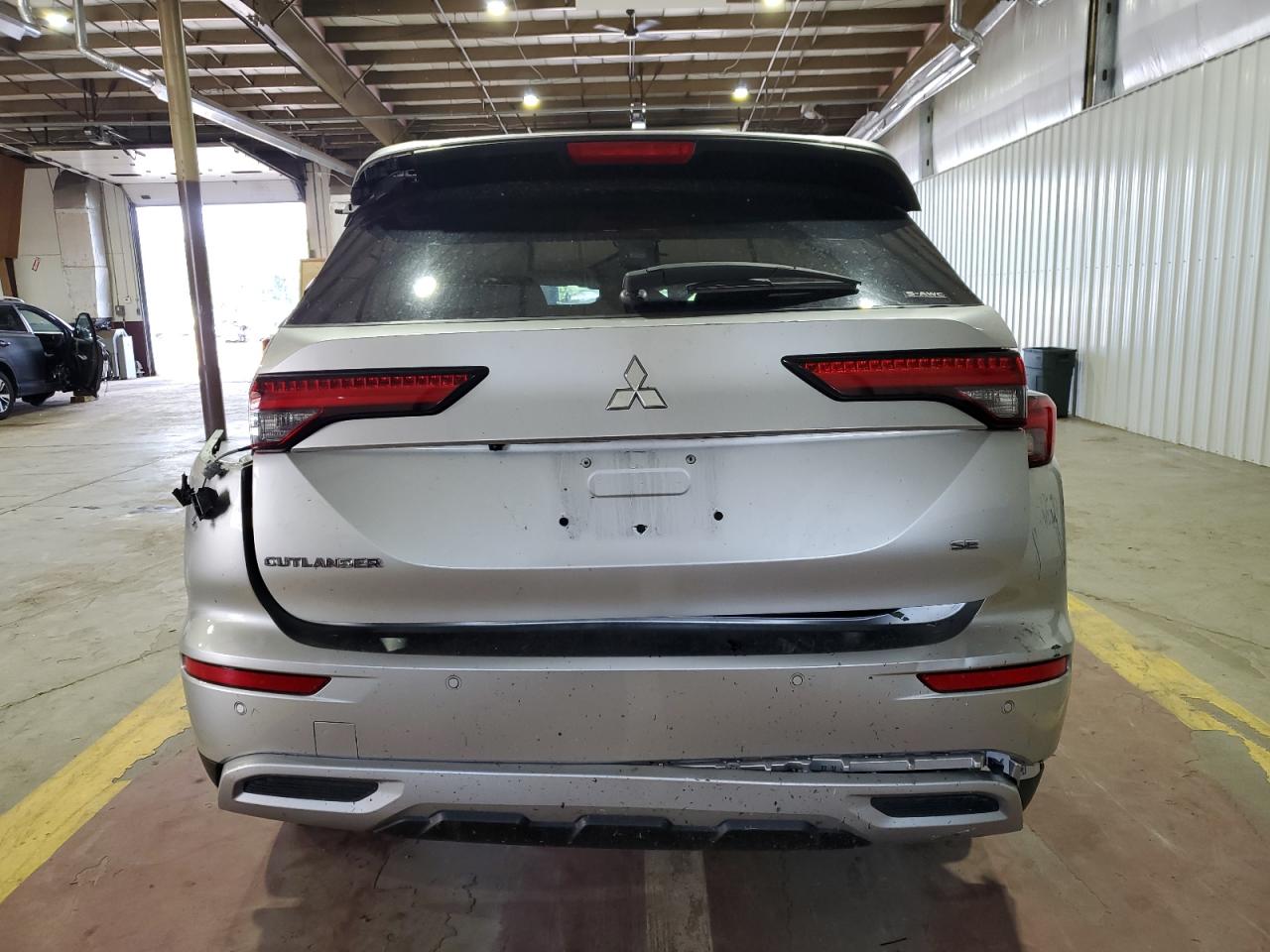 2022 MITSUBISHI OUTLANDER SE VIN:JA4J4UA8XNZ032858