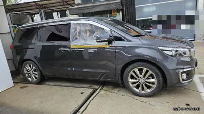 2017 Kia Carnival VIN: