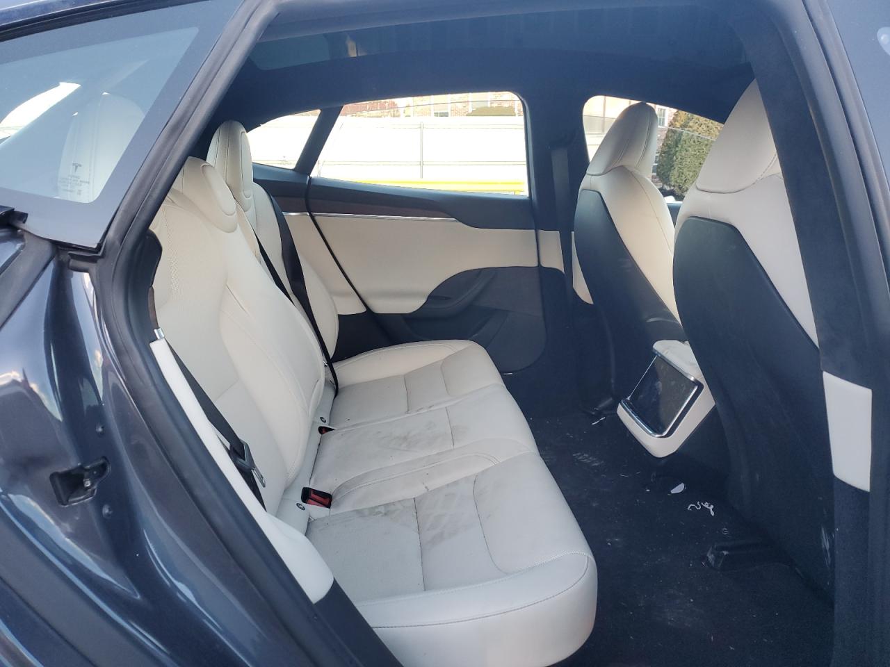 2022 TESLA MODEL S  VIN:5YJSA1E56NF461180