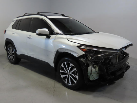 2022 TOYOTA COROLLA CROSS XLE VIN:7MUDAABG8NV032932