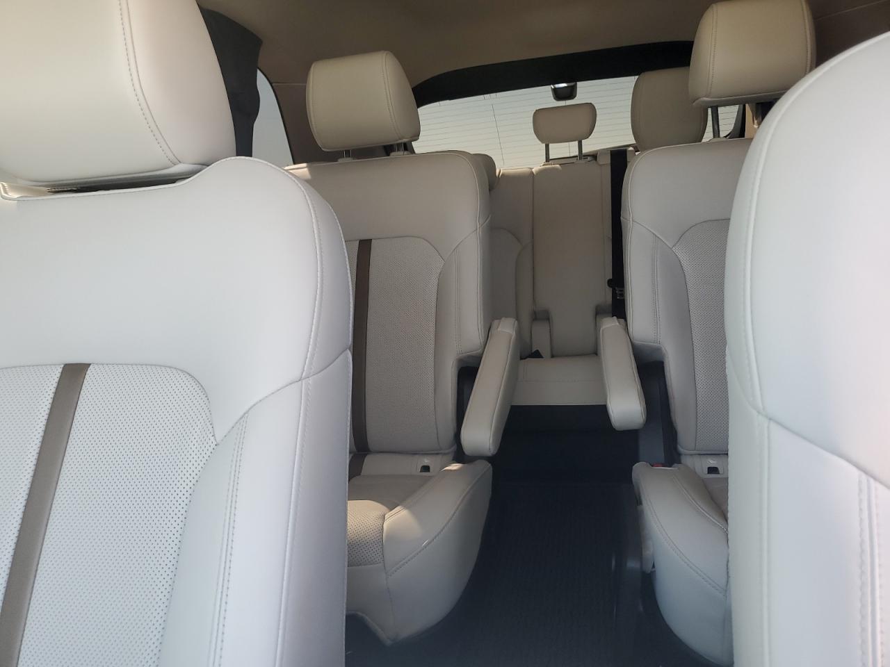 2024 MAZDA CX-90 PREMIUM PLUS VIN:JM3KKEHD1R1105751