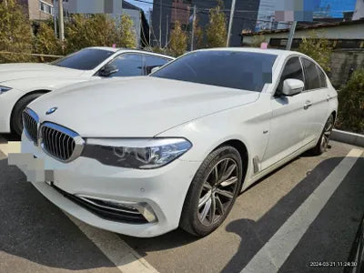 2018 BMW 520 VIN: