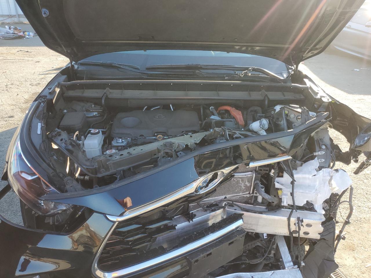 2022 TOYOTA HIGHLANDER HYBRID LIMITED VIN:5TDXBRCH3NS556094