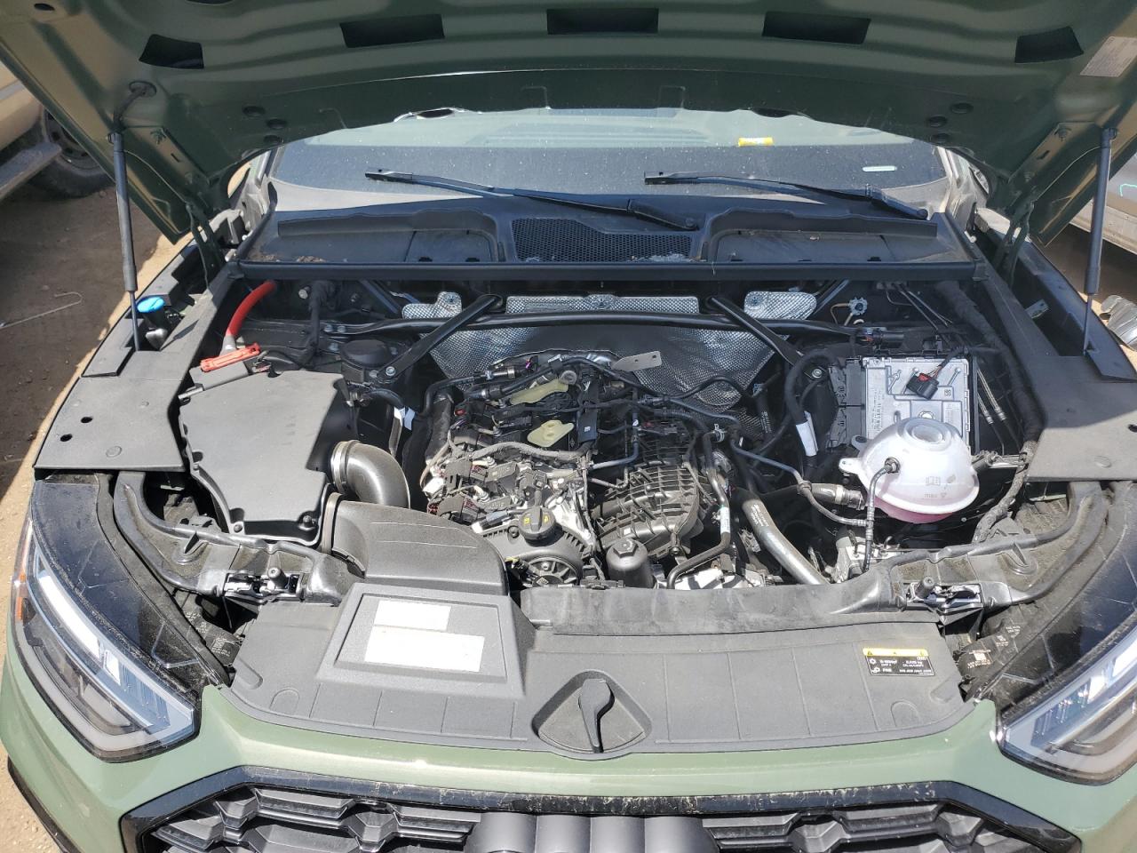 2024 AUDI Q5 PREMIUM PLUS 45 VIN:WA1EAAFYXR2081025